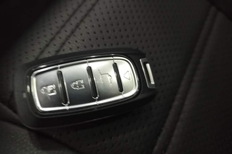 Used Honda CR-V 2021 240TURBO CVT 2WD Comfort Version Vehicle Key