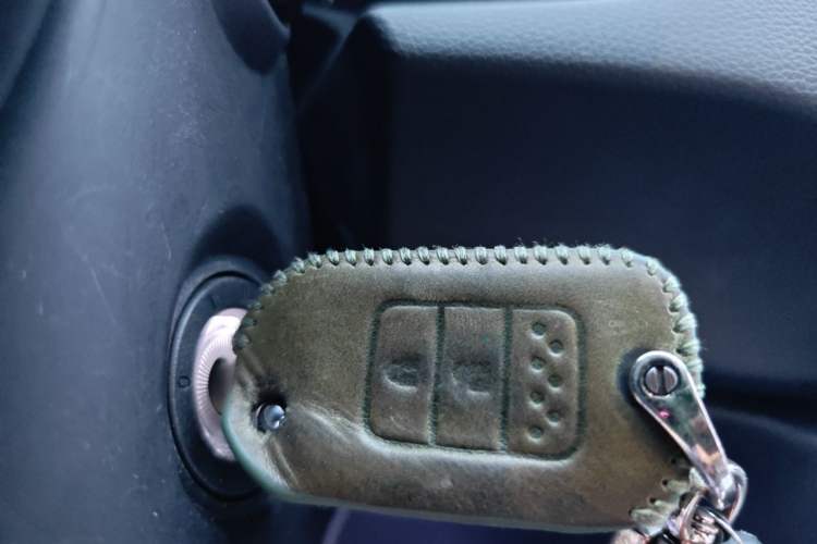 Used Honda CR-V 2021 240TURBO CVT 2WD Comfort Version Vehicle Key