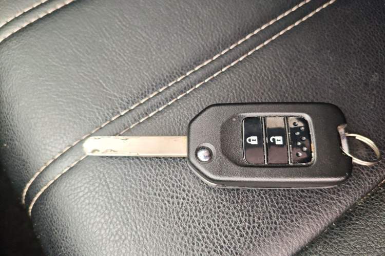 Used Honda CR-V 2021 240TURBO CVT 2WD Comfort Version Vehicle Key