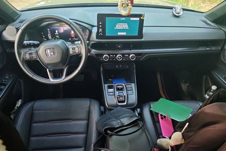 Used Honda CR-V 2023 2.0L eHEV Two-Wheel Drive Smart Edition Center Console
