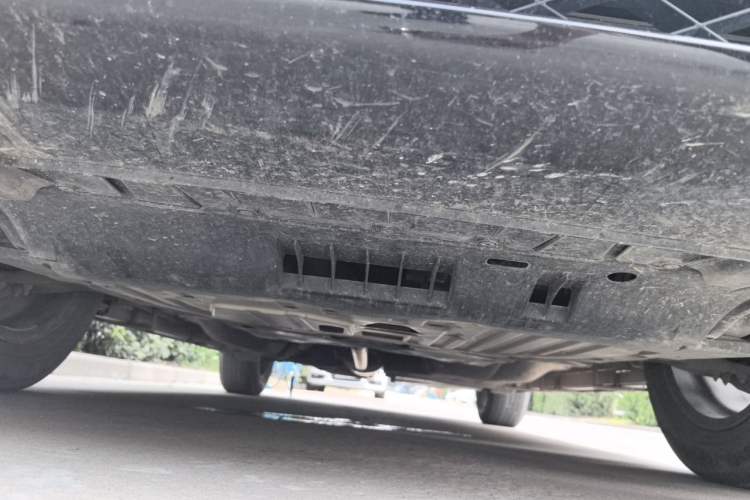 Used Honda CR-V 2023 2.0L eHEV Two-Wheel Drive Smart Edition Chassis Front