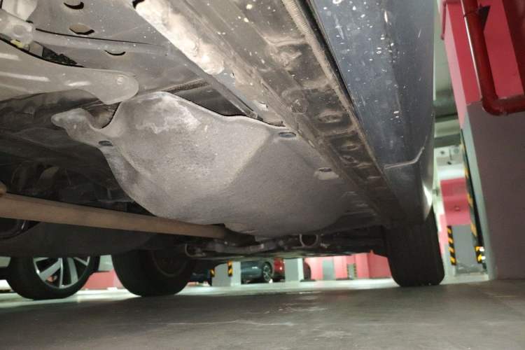 Used Honda CR-V 2023 240TURBO Two-Wheel Drive FENGSHANG Edition 5 Seats Chassis Rear Right