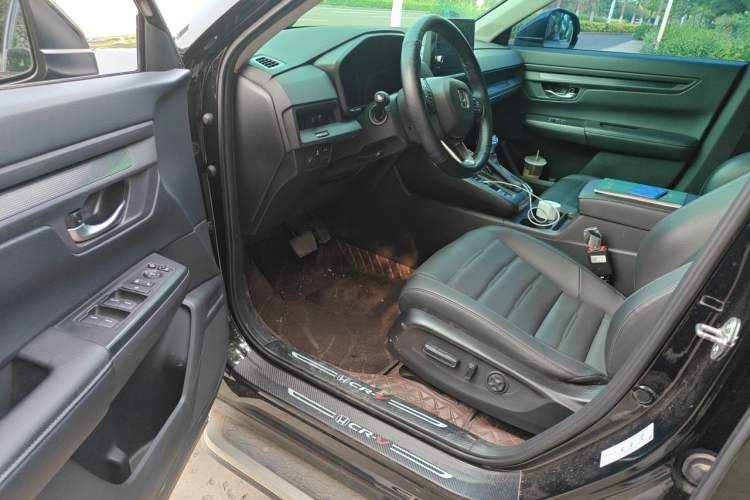 Used Honda CR-V 2023 240TURBO Two-Wheel-Drive Luxury Version 5 Seats Driver Seat