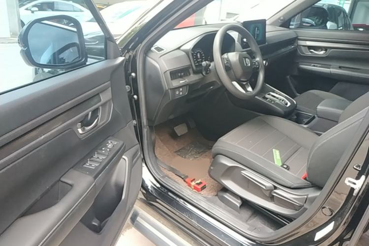 Used Honda CR-V 2023 2.0L eHEV Two-Wheel Drive Smart Edition Driver Seat