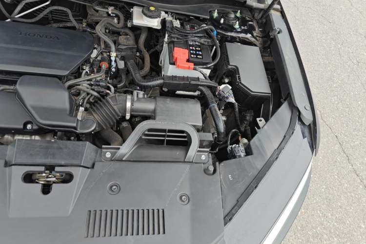 Used Honda CR-V 2023 240TURBO Two-Wheel Drive Active Version 5 Seats Engine Bay Left
