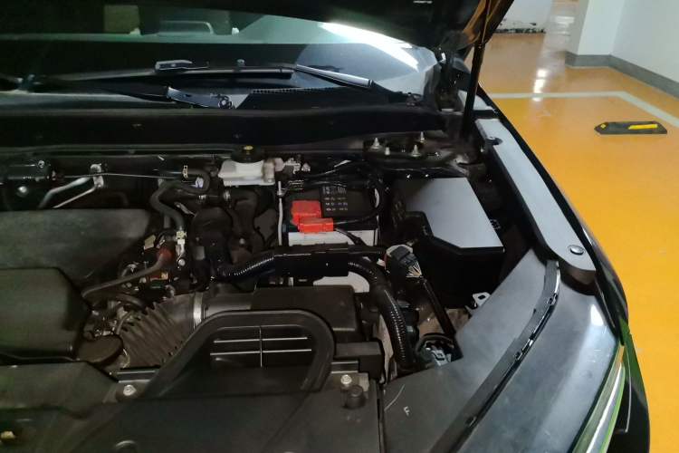 Used Honda CR-V 2023 240TURBO Two-Wheel Drive FENGSHANG Edition 5 Seats Engine Bay Left
