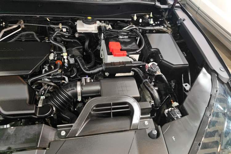 Used Honda CR-V 2023 240TURBO Two-Wheel Drive FENGSHANG Edition 5 Seats Engine Bay Left