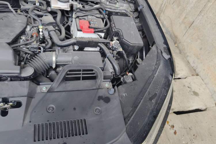 Used Honda CR-V 2023 240TURBO Two-Wheel Drive FENGSHANG Edition 5 Seats Engine Bay Left