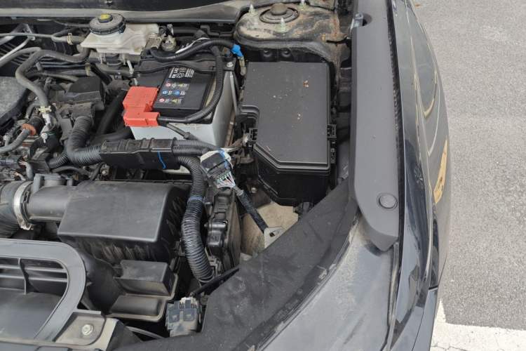 Used Honda CR-V 2023 240TURBO Two-Wheel Drive FENGSHANG Edition 5 Seats Engine Bay Left