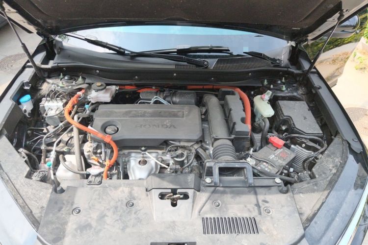 Used Honda CR-V 2023 2.0L eHEV Two-Wheel Drive Smart Edition Engine Bay