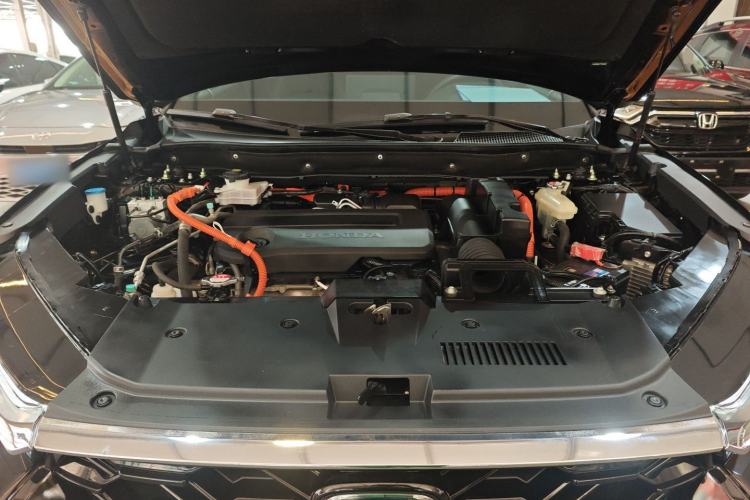 Used Honda CR-V 2023 2.0L eHEV Two-Wheel Drive Smart Edition Engine Bay