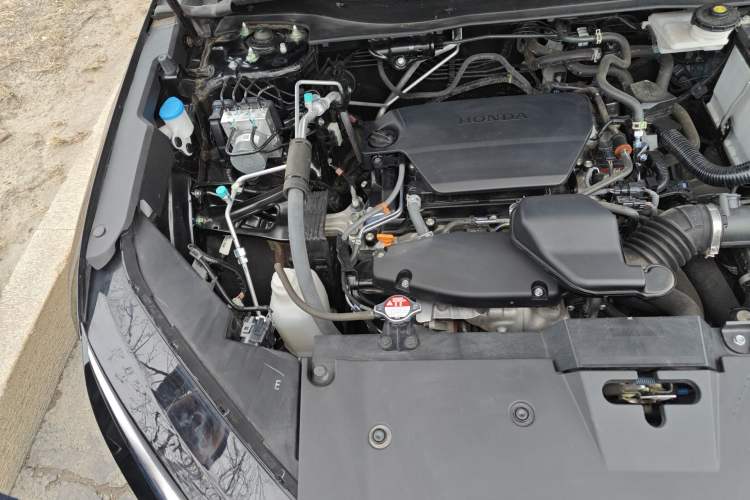 Used Honda CR-V 2023 240TURBO Two-Wheel Drive Active Version 5 Seats Engine Bay Right