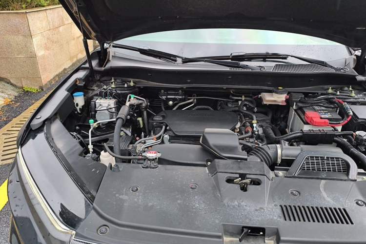 Used Honda CR-V 2023 240TURBO Two-Wheel Drive FENGSHANG Edition 5 Seats Engine Bay Right