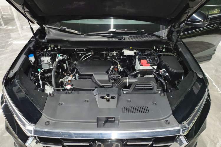 Used Honda CR-V 2023 240TURBO Two-Wheel-Drive Luxury Version 5 Seats Engine Bay