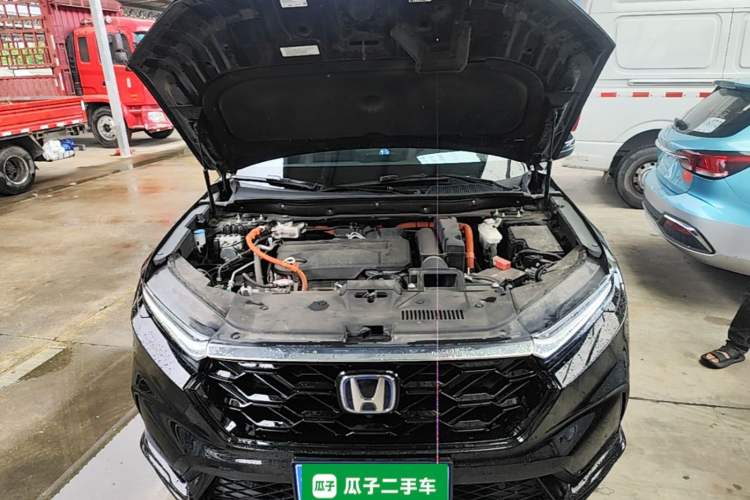 Used Honda CR-V 2023 2.0L eHEV Two-Wheel Drive Smart Brilliance Edition Engine Bay