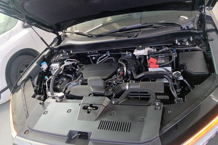 Used Honda CR-V 2023 240TURBO Two-Wheel Drive FENGSHANG Edition 5 Seats Engine Bay