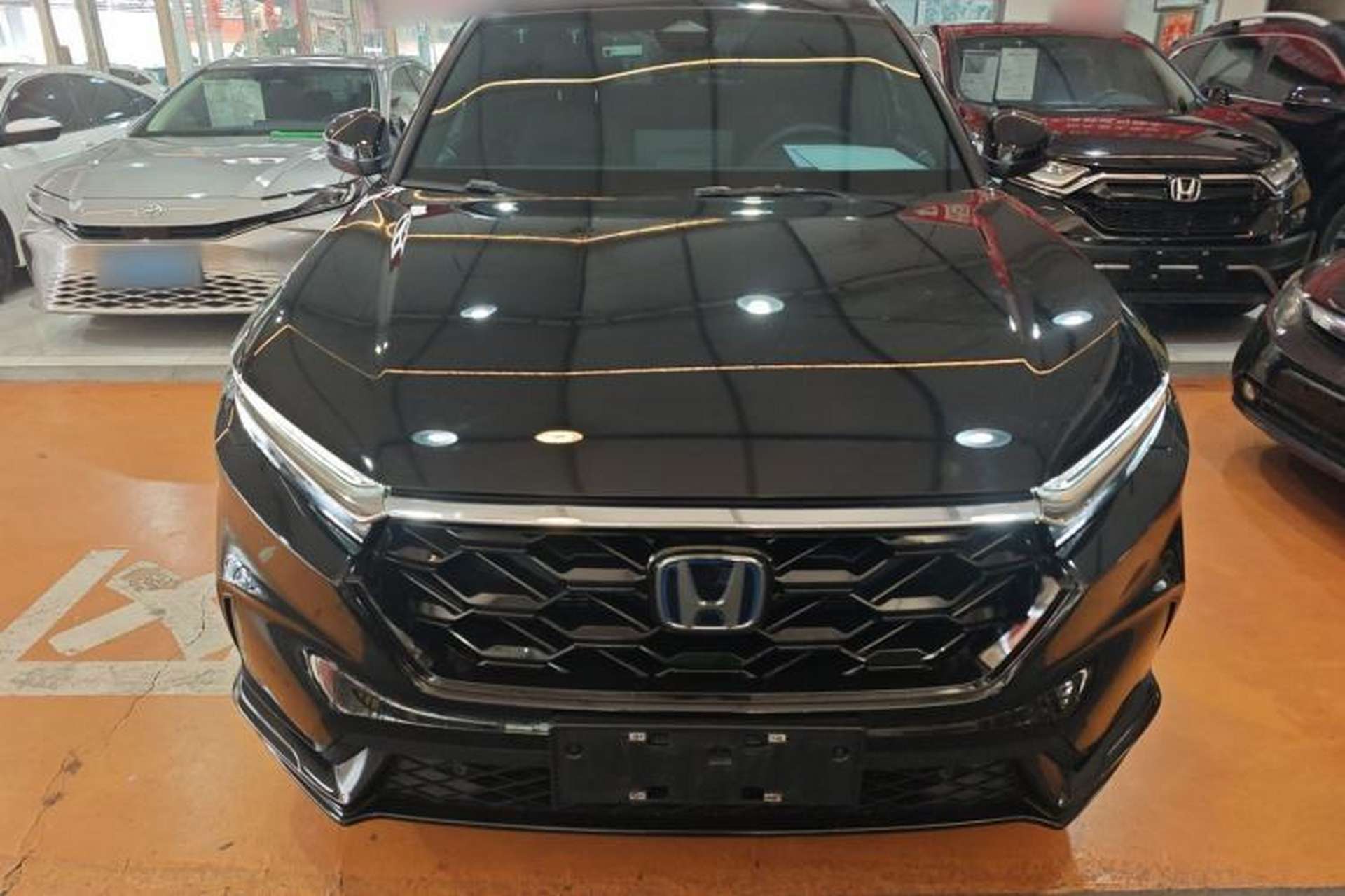 Used Honda CR-V 2023 2.0L eHEV Two-Wheel Drive Smart Edition Exterior 1