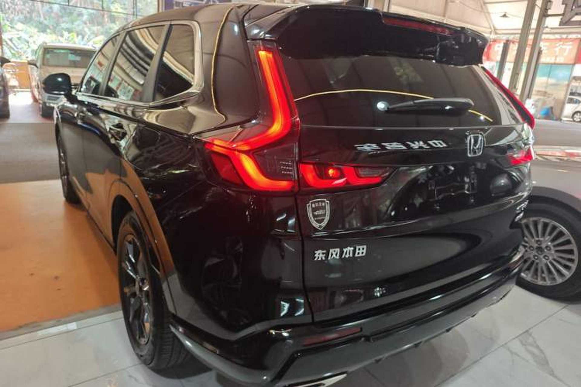 Used Honda CR-V 2023 2.0L eHEV Two-Wheel Drive Smart Edition Exterior 3