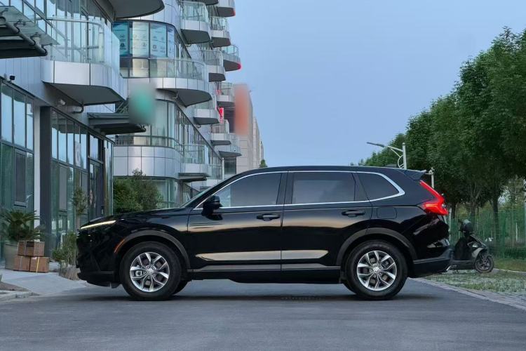 Used Honda CR-V 2023 240TURBO Two-Wheel-Drive Luxury Version 5 Seats Exterior 3
