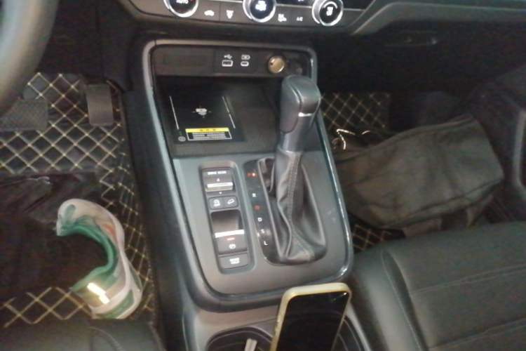 Used Honda CR-V 2023 240TURBO Two-Wheel Drive FENGSHANG Edition 5 Seats Gear Lever