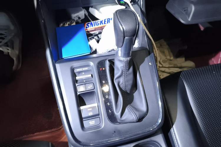 Used Honda CR-V 2023 240TURBO Two-Wheel Drive Active Version 5 Seats Gear Lever