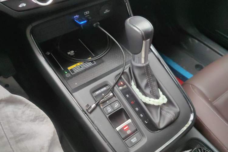Used Honda CR-V 2023 240TURBO Two-Wheel Drive Smart Edition 5 Seats Gear Lever