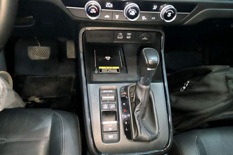 Used Honda CR-V 2023 240TURBO Two-Wheel Drive FENGSHANG Edition 5 Seats Gear Lever