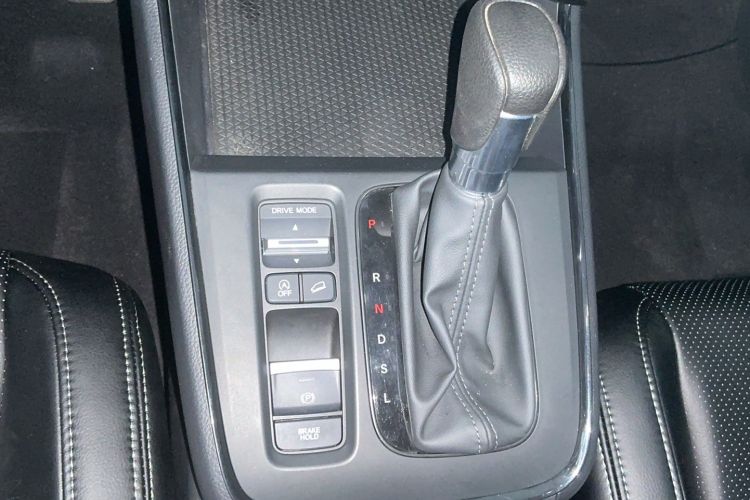 Used Honda CR-V 2023 240TURBO Two-Wheel Drive Active Version 5 Seats Gear Lever