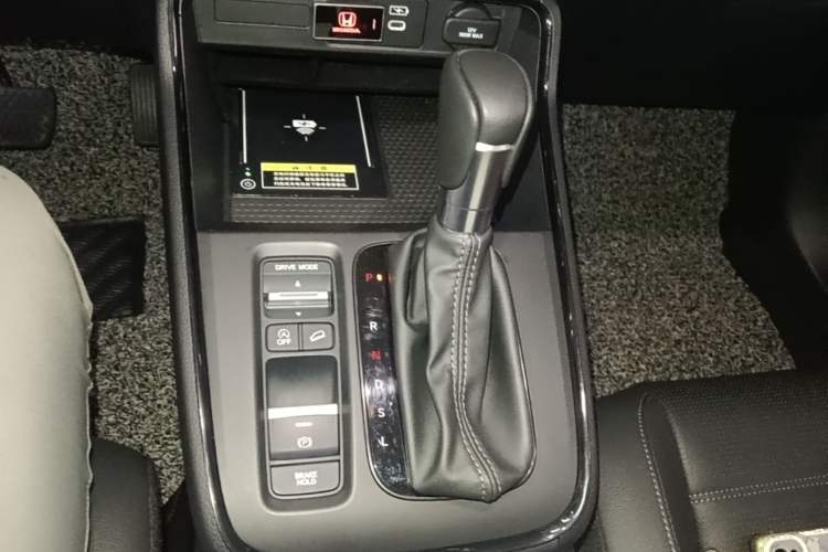 Used Honda CR-V 2023 240TURBO Two-Wheel Drive FENGSHANG Edition 5 Seats Gear Lever