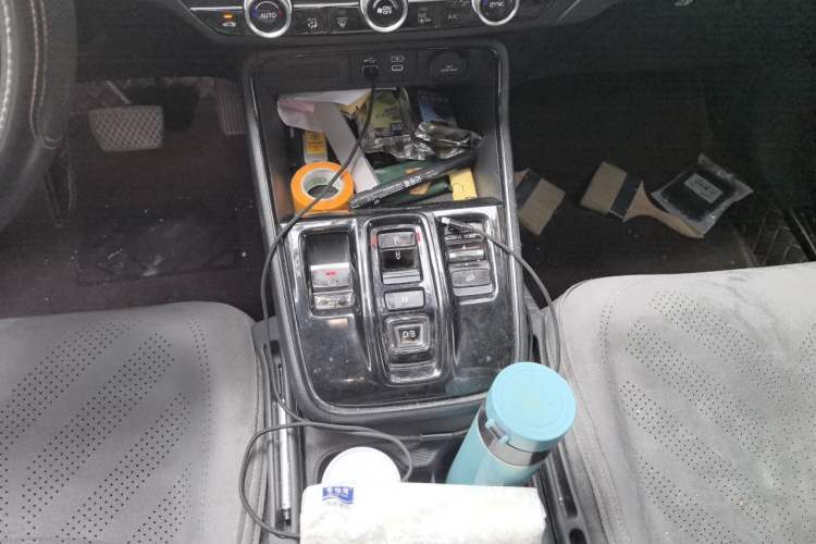Used Honda CR-V 2023 2.0L eHEV Two-Wheel Drive Smart Edition Gear Lever