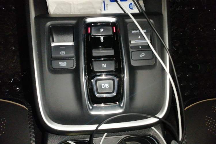 Used Honda CR-V 2023 2.0L eHEV Four-Wheel Drive Prestige Edition Gear Lever