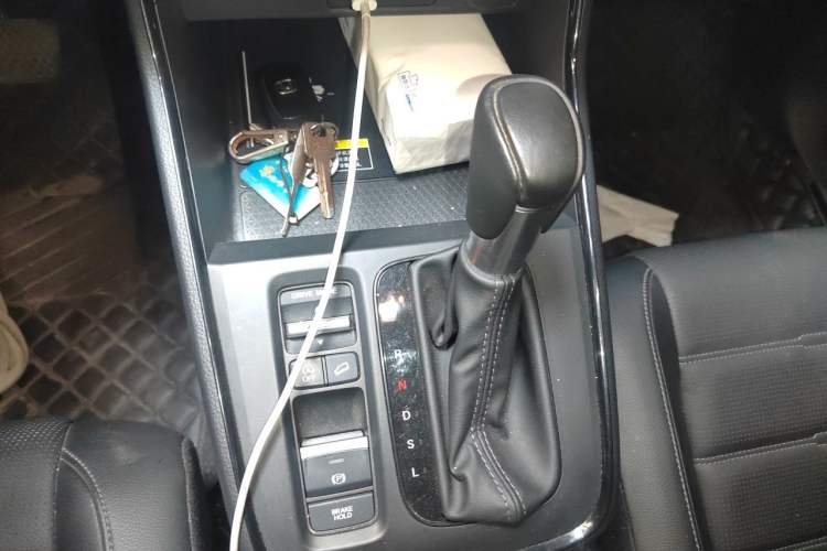 Used Honda CR-V 2023 240TURBO Two-Wheel Drive FENGSHANG Edition 5 Seats Gear Lever