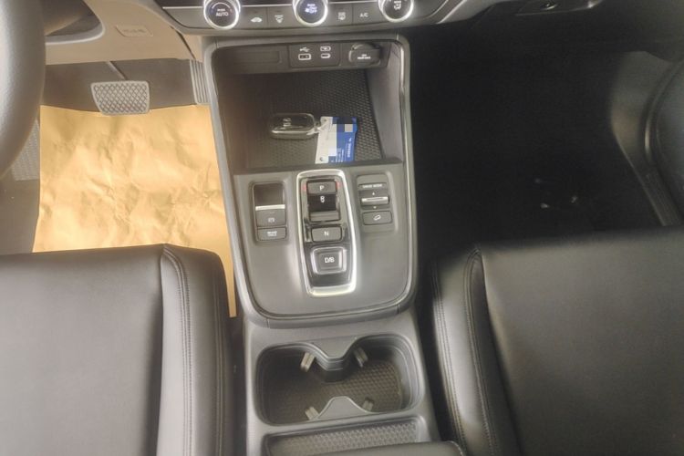 Used Honda CR-V 2023 2.0L eHEV Two-Wheel Drive Smart Edition Gear Lever