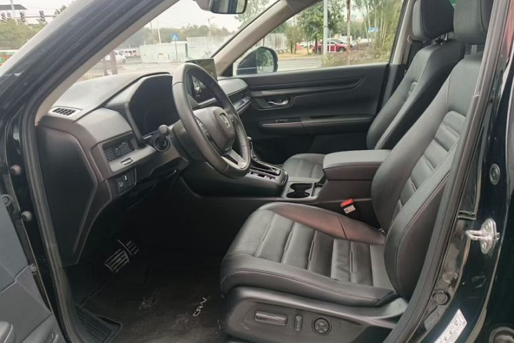 Used Honda CR-V 2023 240TURBO Two-Wheel Drive FENGSHANG Edition 7 Seats Interior 4