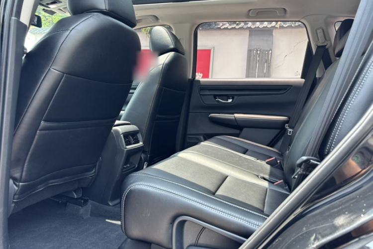 Used Honda CR-V 2023 240TURBO Two-Wheel Drive Active Version 5 Seats Interior 6