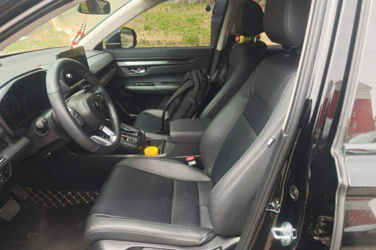 Used Honda CR-V 2023 240TURBO Two-Wheel Drive Active Version 5 Seats Left Front Seat