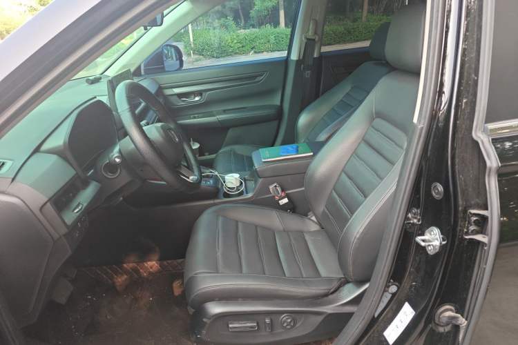Used Honda CR-V 2023 240TURBO Two-Wheel-Drive Luxury Version 5 Seats Left Front Seat