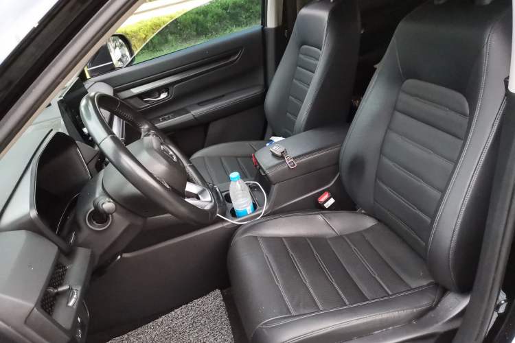 Used Honda CR-V 2023 240TURBO Two-Wheel Drive Active Version 5 Seats Left Front Seat