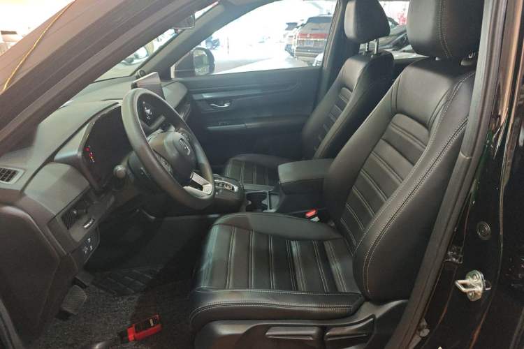 Used Honda CR-V 2023 2.0L eHEV Two-Wheel Drive Smart Edition Left Front Seat