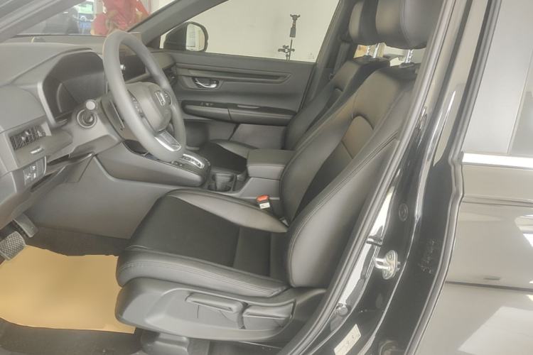 Used Honda CR-V 2023 2.0L eHEV Two-Wheel Drive Smart Edition Left Front Seat
