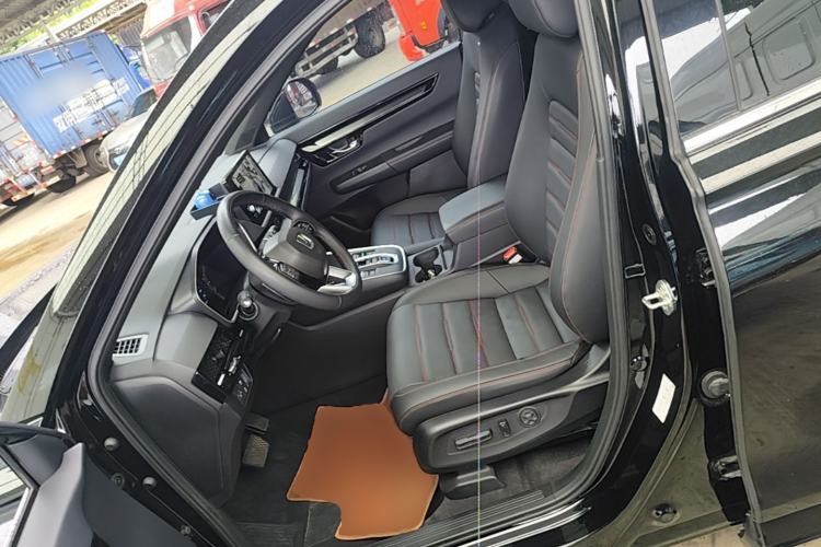 Used Honda CR-V 2023 2.0L eHEV Two-Wheel Drive Smart Brilliance Edition Left Front Seat