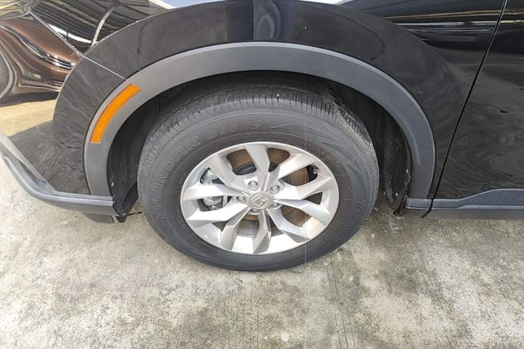 Used Honda CR-V 2023 240TURBO Two-Wheel Drive Active Version 5 Seats Left Front Wheel Hub