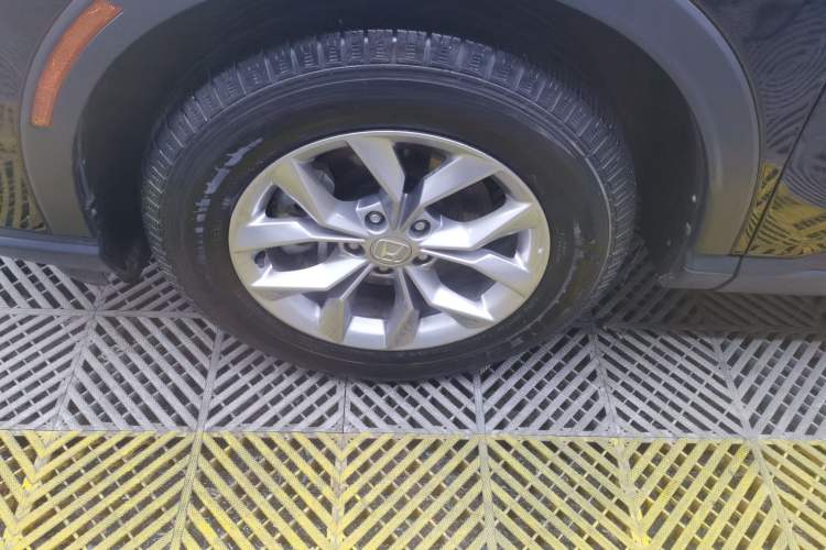 Used Honda CR-V 2023 240TURBO Two-Wheel Drive Active Version 5 Seats Left Front Wheel Hub