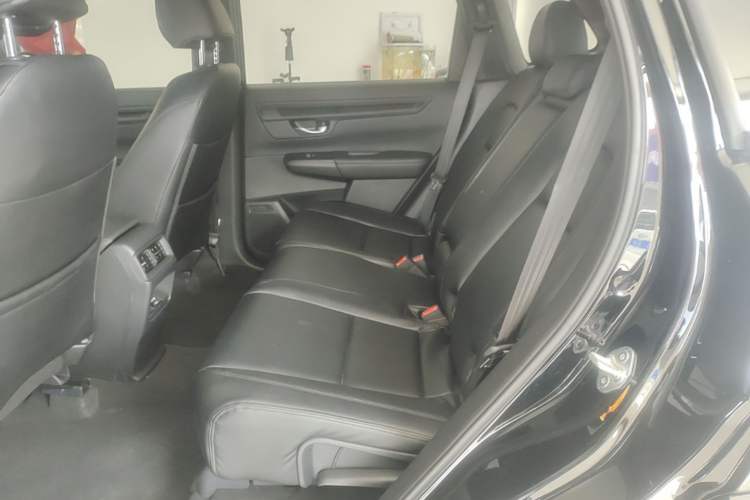 Used Honda CR-V 2023 2.0L eHEV Two-Wheel Drive Smart Edition Left Rear Seat
