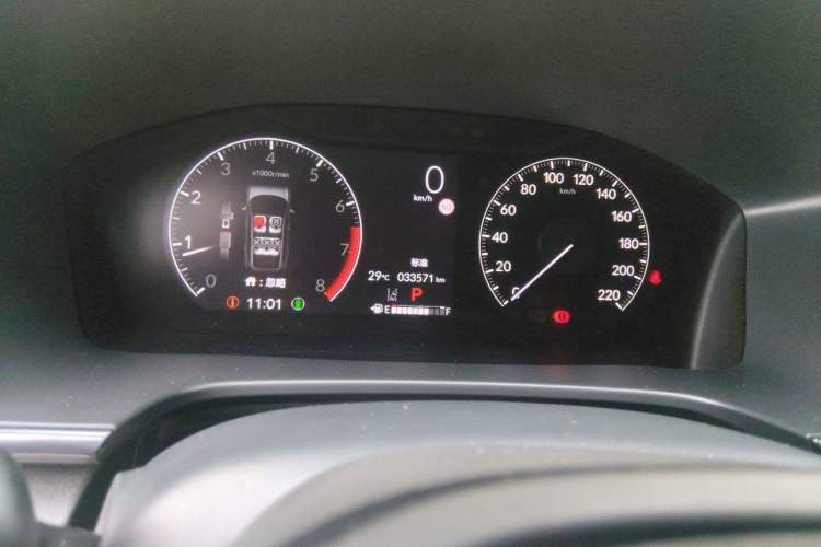 Used Honda CR-V 2023 240TURBO Two-Wheel Drive FENGSHANG Edition 5 Seats Odometer Close Up