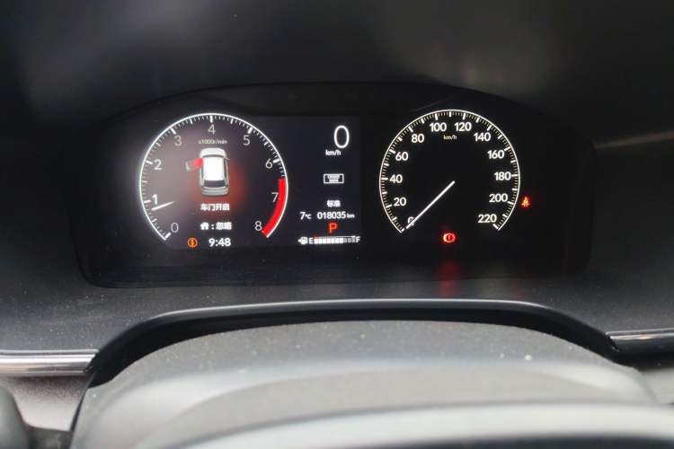 Used Honda CR-V 2023 240TURBO Two-Wheel Drive Active Version 5 Seats Odometer Close Up