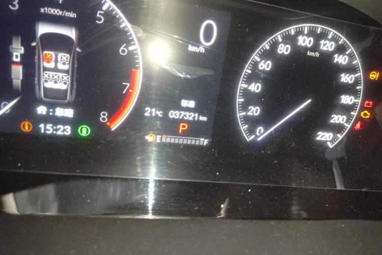 Used Honda CR-V 2023 240TURBO Two-Wheel Drive FENGSHANG Edition 5 Seats Odometer Close Up