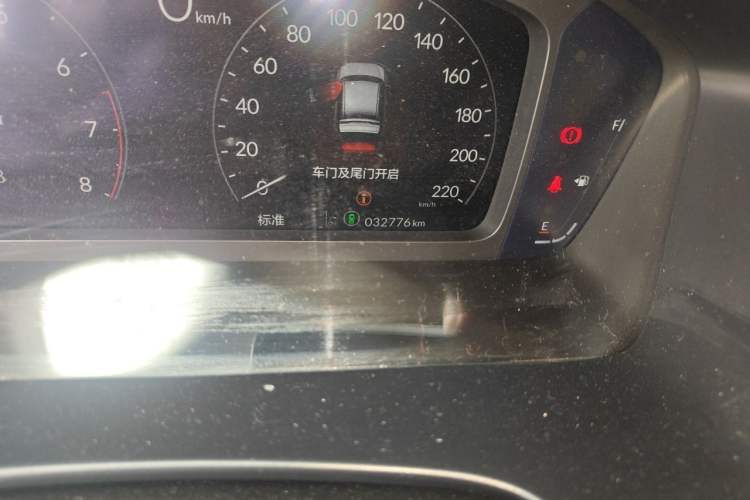 Used Honda CR-V 2023 240TURBO Two-Wheel Drive Smart Edition 5 Seats Odometer Close Up