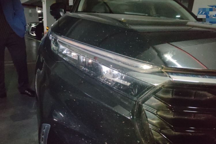 Used Honda CR-V 2023 240TURBO All-Wheel-Drive Premium Edition 5 Seats Right Front Headlight