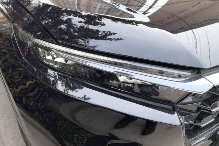 Used Honda CR-V 2023 2.0L eHEV Two-Wheel Drive Smart Edition Right Front Headlight